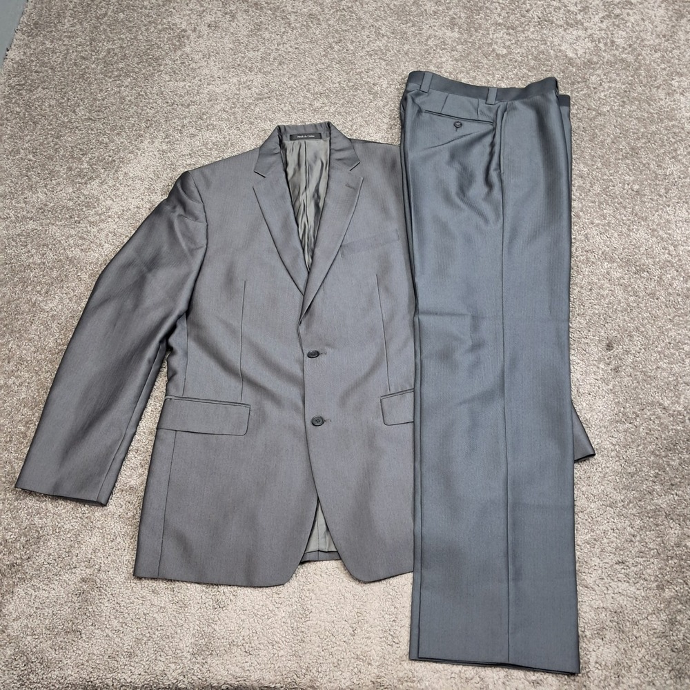 Calvin Klein Mens 2 Piece Suit 38L 30x32 Sharkskin Gray Herringbone Blazer Pant